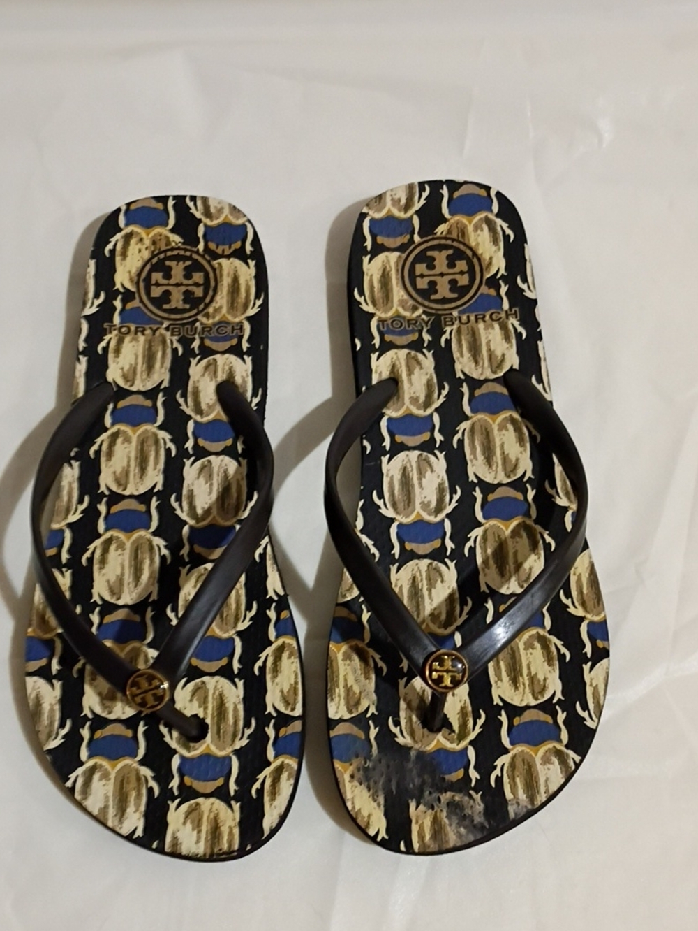 Tory Burch Black Flip Flops with Scarab Pattern Size 8.5